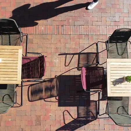 Boutique Lindenhof, *